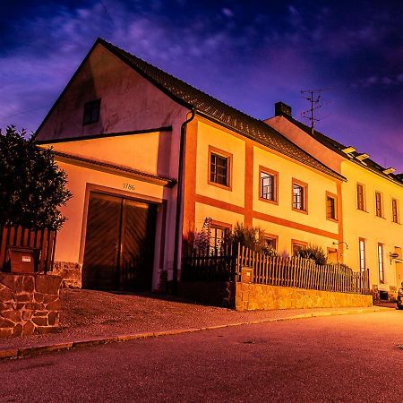 Penzion 1670 Nové Hrady Exterior foto